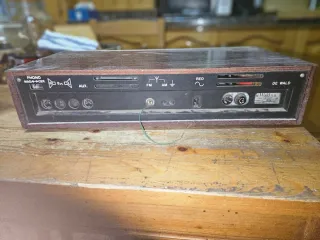 Equipo de música Die Waal 720 para reparar