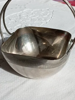 Cesta decorativa de alpaca