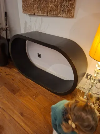 Mueble moderno ovalado