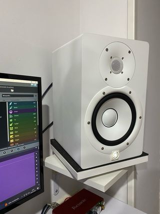 Monitores Yamaha HS7 Blancos