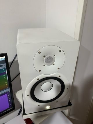 Monitores Yamaha HS7 Blancos