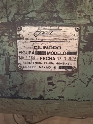 Curvadora de chapa industrial