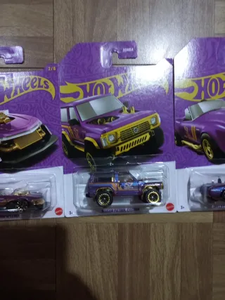 Colección Hot Wheels Morados