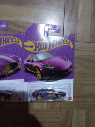 Colección Hot Wheels Morados