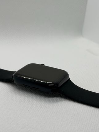 100% - Excelente Apple Watch SE 2 44mm GPS