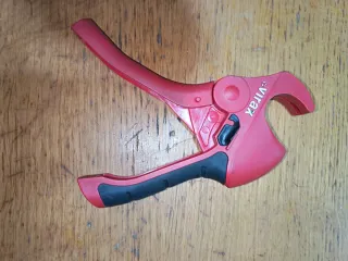 Tijera cortatubos Virax Rojo