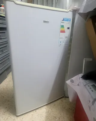 Nevera pequeña Selecline blanca