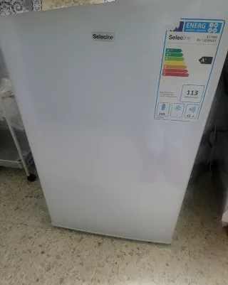 Nevera pequeña Selecline blanca