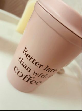 Vaso térmico rosa Better late than no coffee