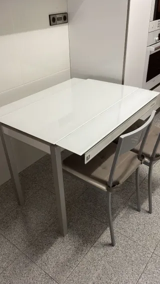 Mesa extensible blanca Bambola