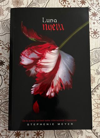 Libro Luna Nueva S. Meyer Crepusculo