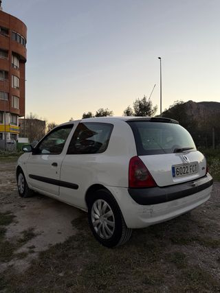 Renault Clio 2006