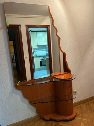 Mueble recibidor madera y cristal