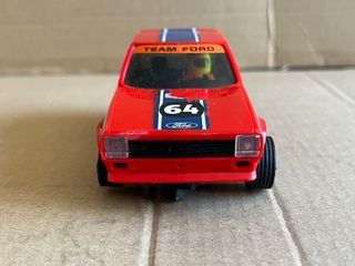 Scalextric Ford Fiesta Rojo