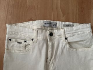 Pantalón vaquero blanco Pull&Bear