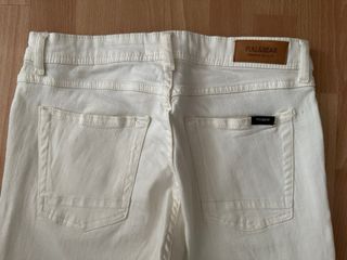 Pantalón vaquero blanco Pull&Bear