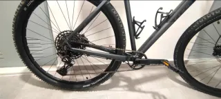 Bicicleta Cube ACID 2020