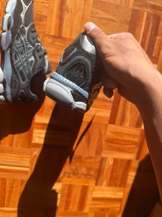 Asics Gel NYC Negras Talla 43.5