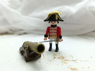 Soldado Playmobil con Cañón