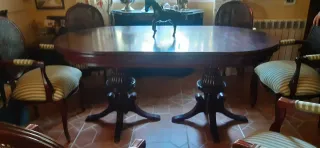 6 Sillones antiguos con medallón de madera + 3