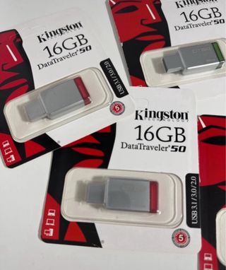 USB Kingston 16GB