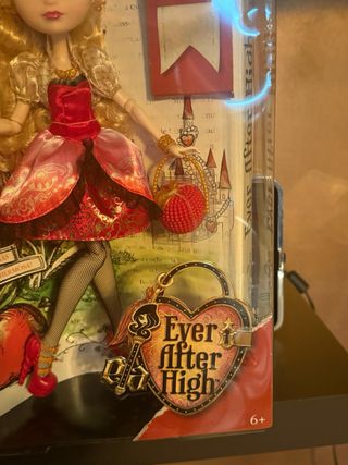 Bambola Ever After High Apple White Mattel 2013