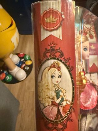 Bambola Ever After High Apple White Mattel 2013