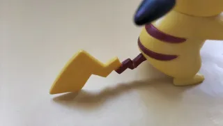 Desde 1€ Pokémon Vespiquen Dewott Pikachu