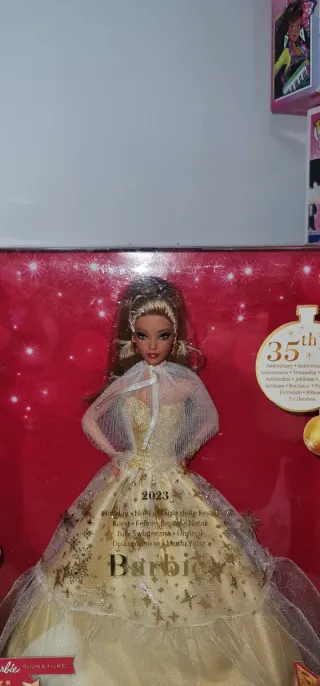 Barbie Holiday 2023 Latina