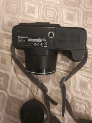 Cámara Panasonic DMC-FZ8 Negra