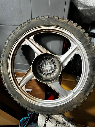 Ruedas Vespino F9 !!Venta en mano !! No negociable