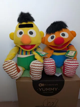 Muñecos Epi y Blas