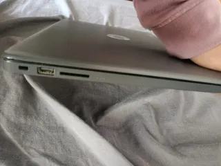 HP 240 G7 Intel Core i5 8th Gen Laptop para repues