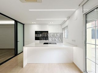 Casa adosada en alquiler en Passeig Maragall - Zona Estació en Gavà