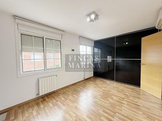 Casa adosada en alquiler en Passeig Maragall - Zona Estació en Gavà