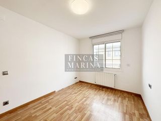 Casa adosada en alquiler en Passeig Maragall - Zona Estació en Gavà