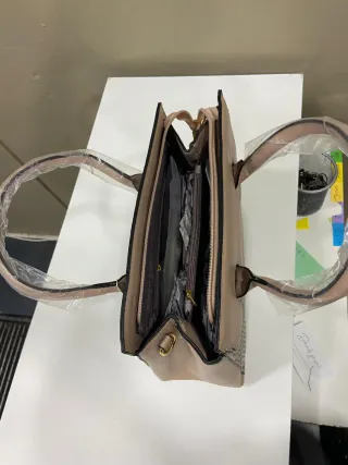 Bolso Elegante Beige Texturizado