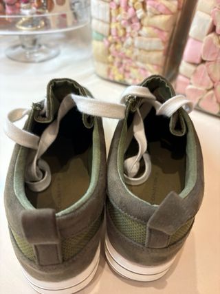 Zapatillas Zara Verde Militar