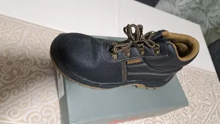 Bota de seguridad PAREDES Piel Negra Talla 41