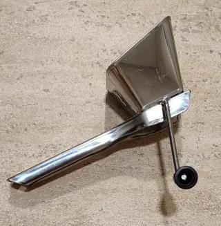 Picadora de Perejil Manual