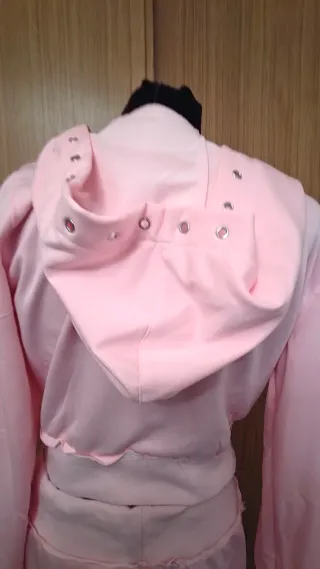 Conjunto deportivo rosa