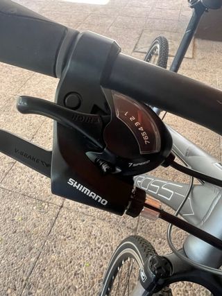 Bicicleta Kross Gris