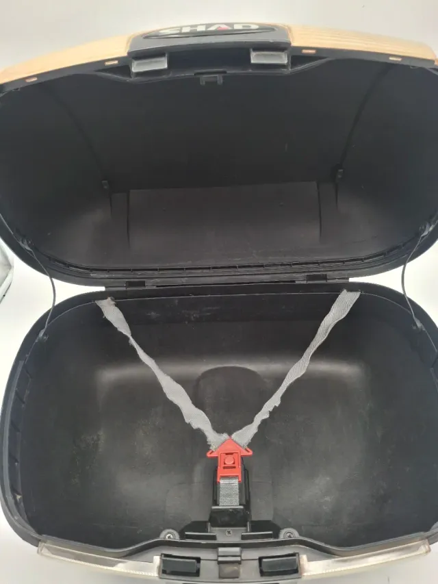 Baúl Shad SH45 con 1 llave REF:60