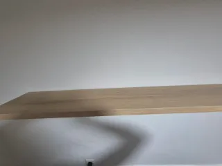 Baldas para estantería y mesa abatible,
