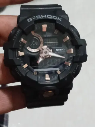 Reloj Casio G-Shock Negro y Dorado