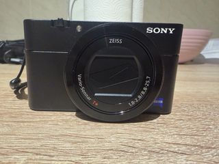 Sony RX100 V - Como nueva