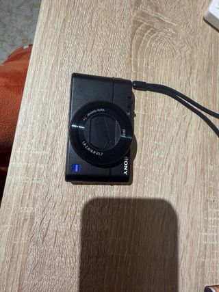 Sony RX100 V - Como nueva