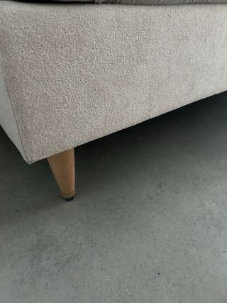 Cabecero tapizado tipo saquito y base tapizada