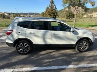 Nissan Qashqai+2 2010