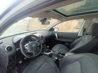 Nissan Qashqai+2 2010